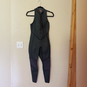 Billabong wetsuit